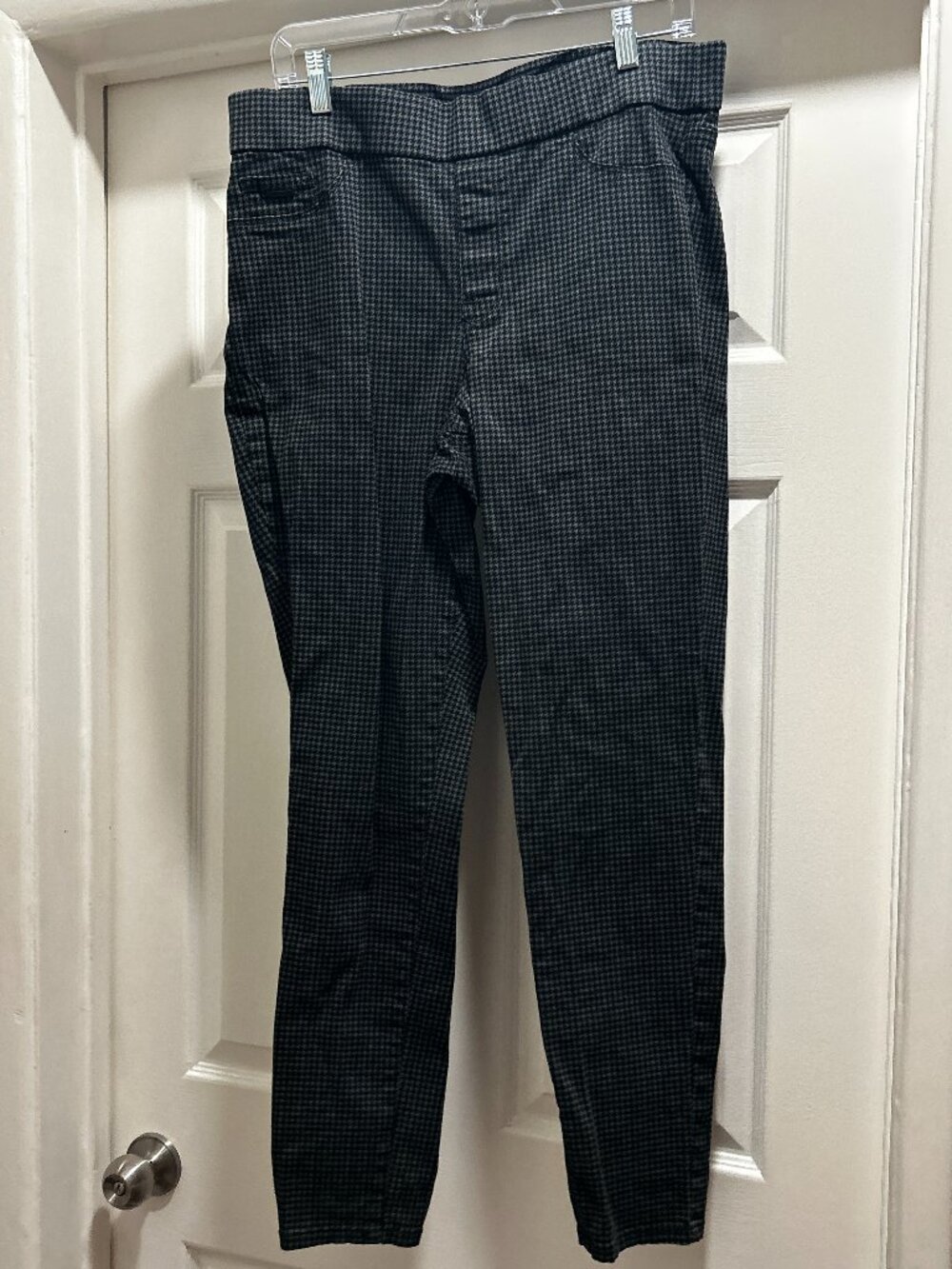 Blue and Black Houndstooth Skinny Pants